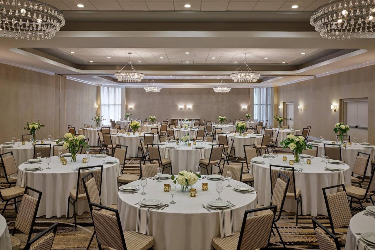 Delta Hotels By Marriott Chicago Willowbrook Εξωτερικό φωτογραφία