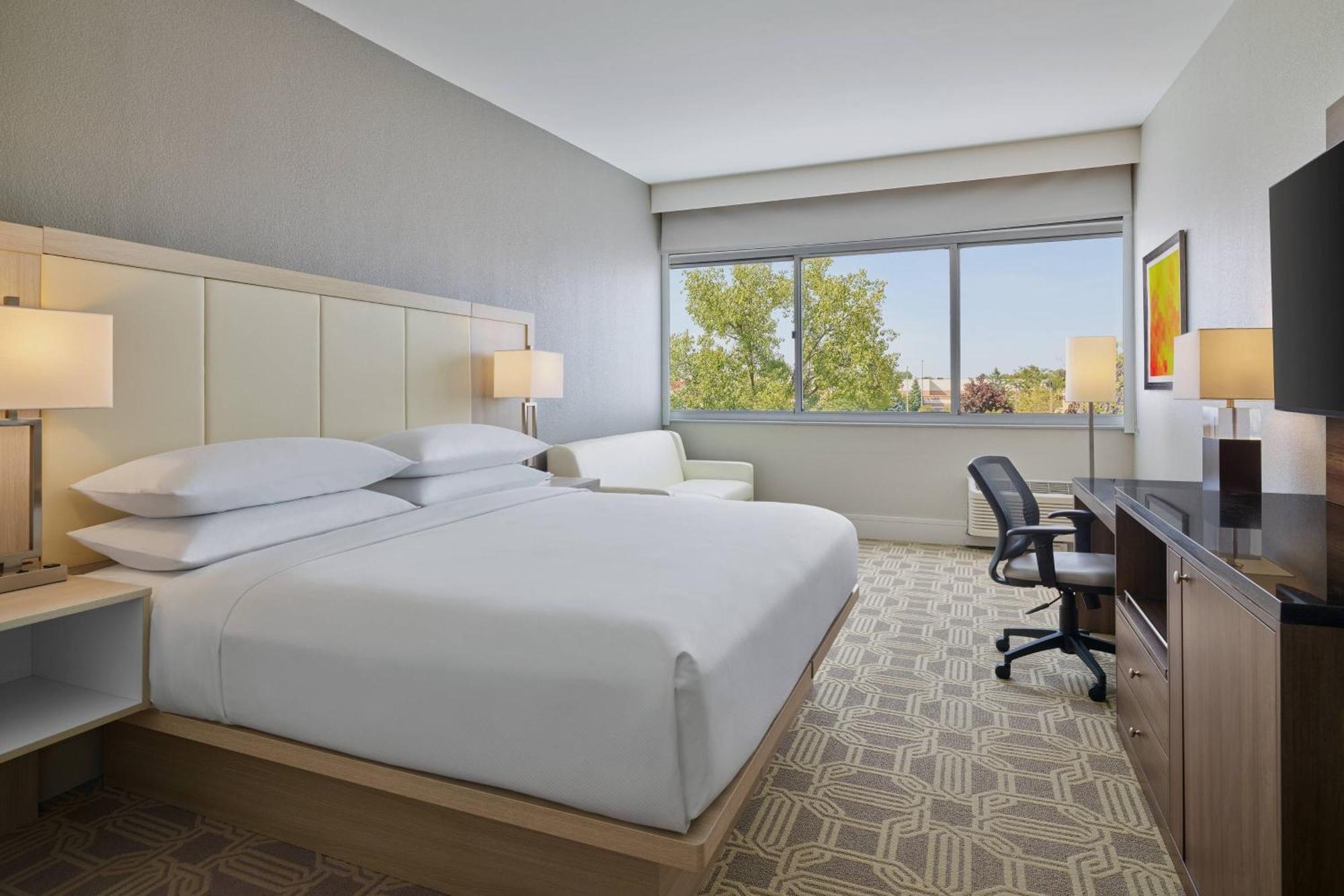 Delta Hotels By Marriott Chicago Willowbrook Εξωτερικό φωτογραφία
